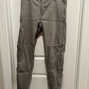 Men's Lululemon Gray Pants